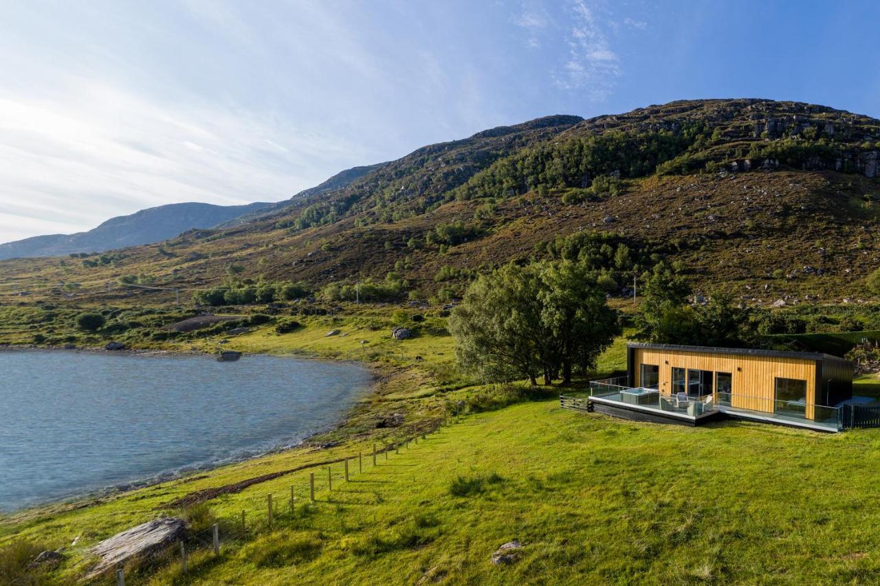 Birches Lodge With Hot Tub Dundonnell Exterior photo